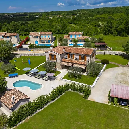 Βίλα Marijanin Vrt By Interhome Tinjan