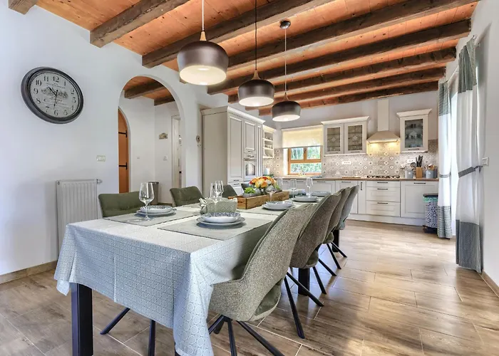 Βίλα Marijanin Vrt By Interhome *